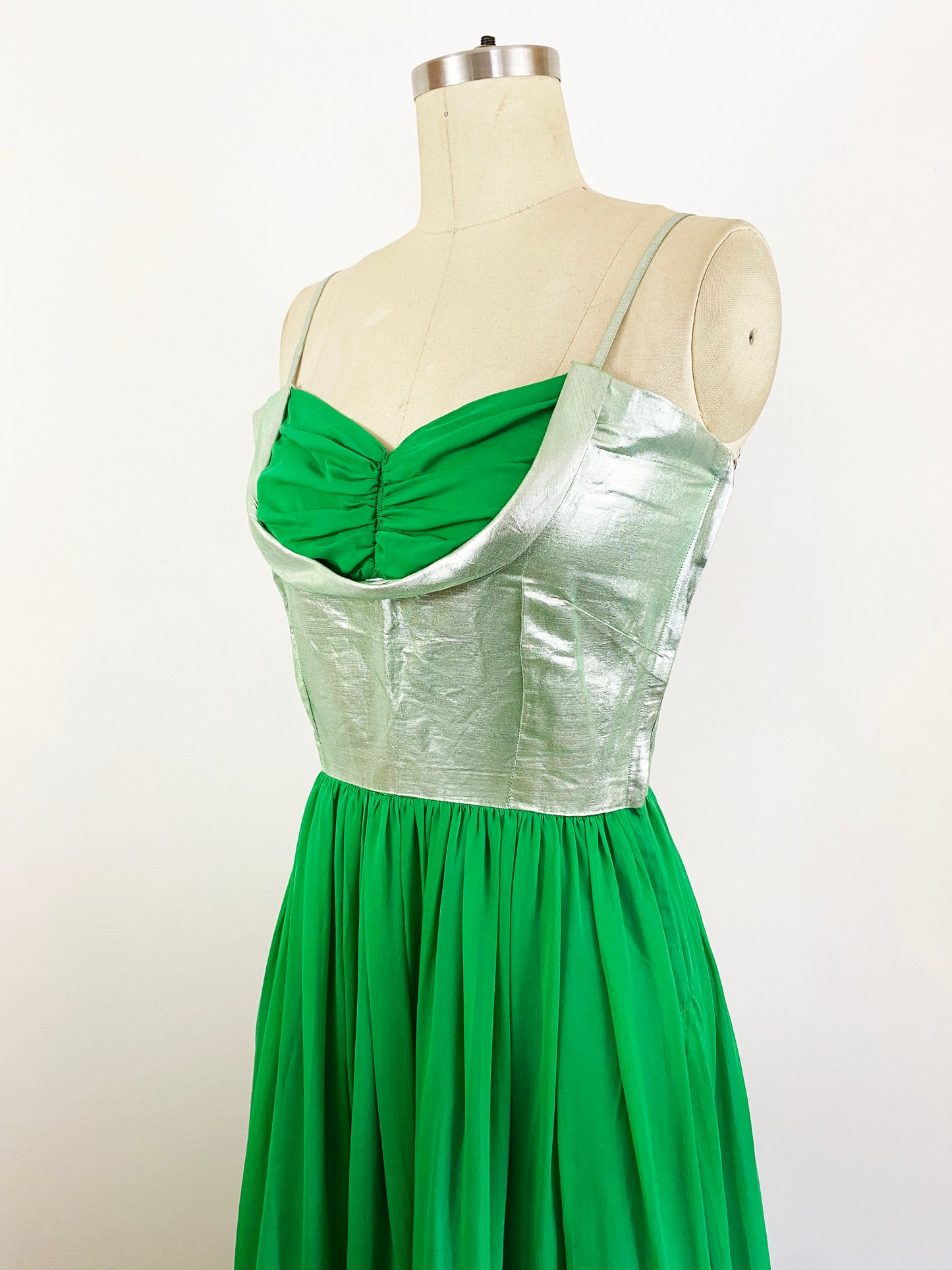 1950s Silver Lame and Green Chiffon Shelf Bust Cocktail Dress Holiday Party / Small 4