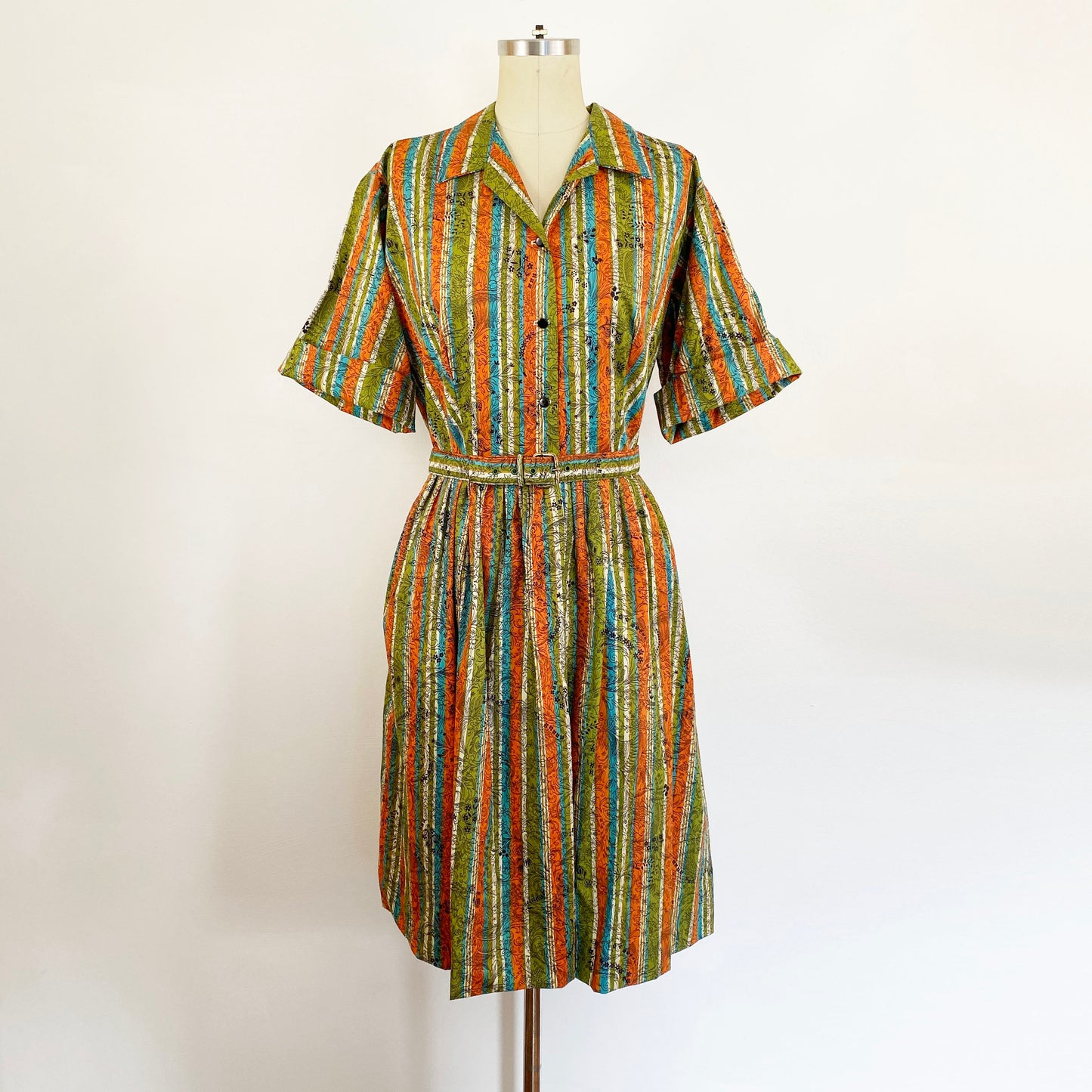 1950s Cornucopia and Striped Cotton Autumn Fit and Flare Shirtwaist Dress Orange Green Blue White Day Dress / Vintage Plus Size 1X 16