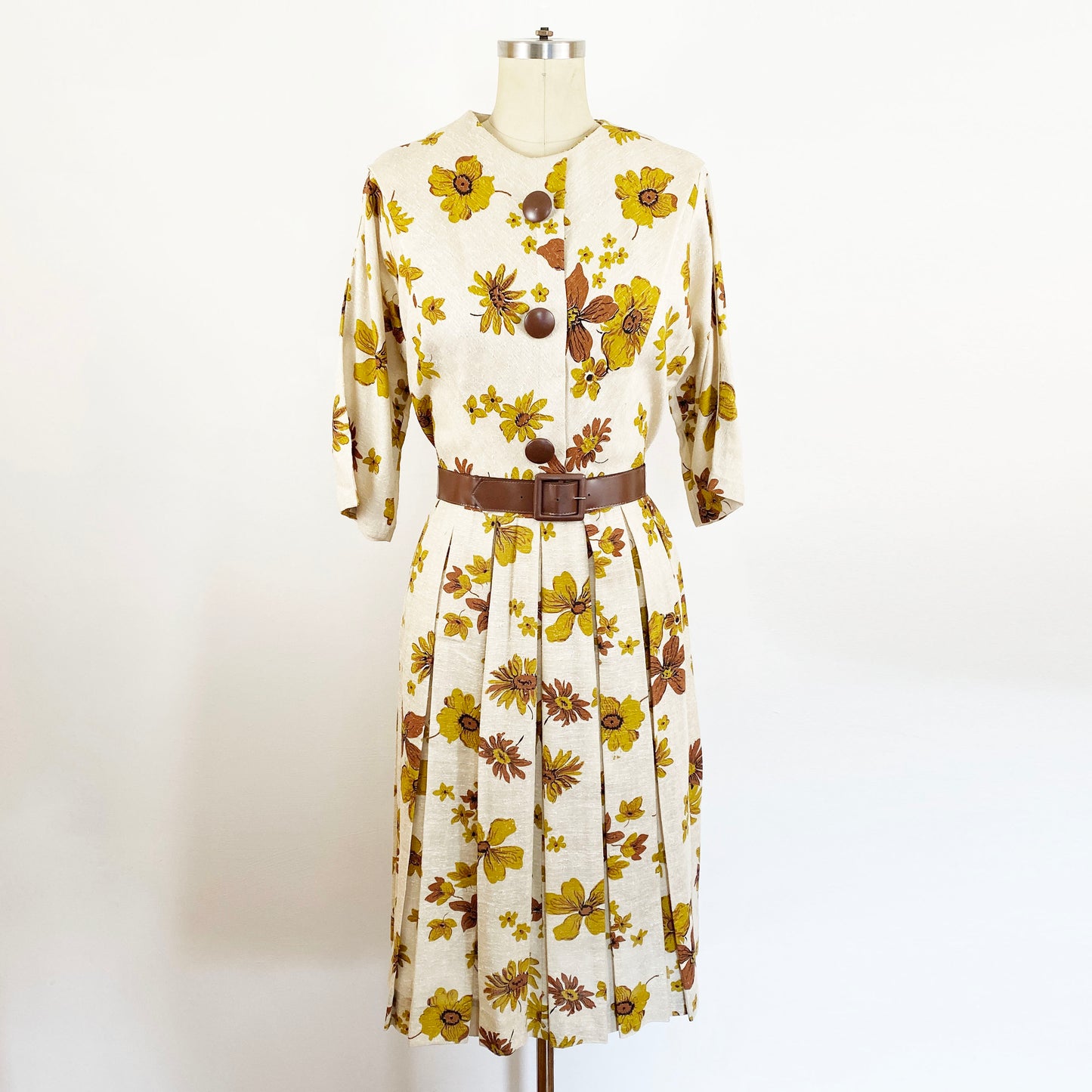 1950s Mustard Yellow and Beige Autumn Floral A-line Box Pleat dress Retro Day Dress / Medium