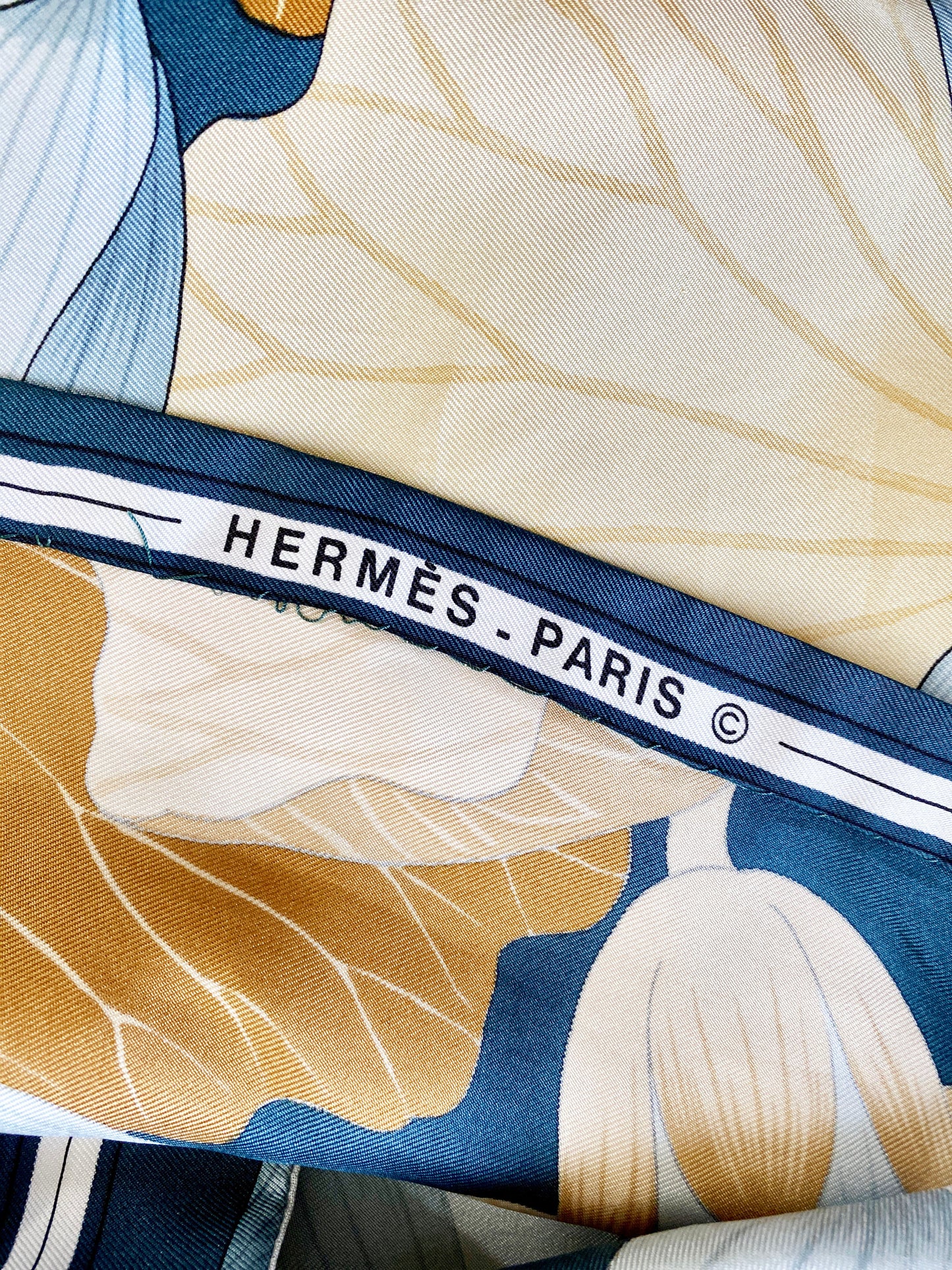 1970s Hermes Silk Blouse Fleurs de Lotus Floral Vintage Scarf Shirt 1976 Christiane Vauzelles French Designer / Size Small