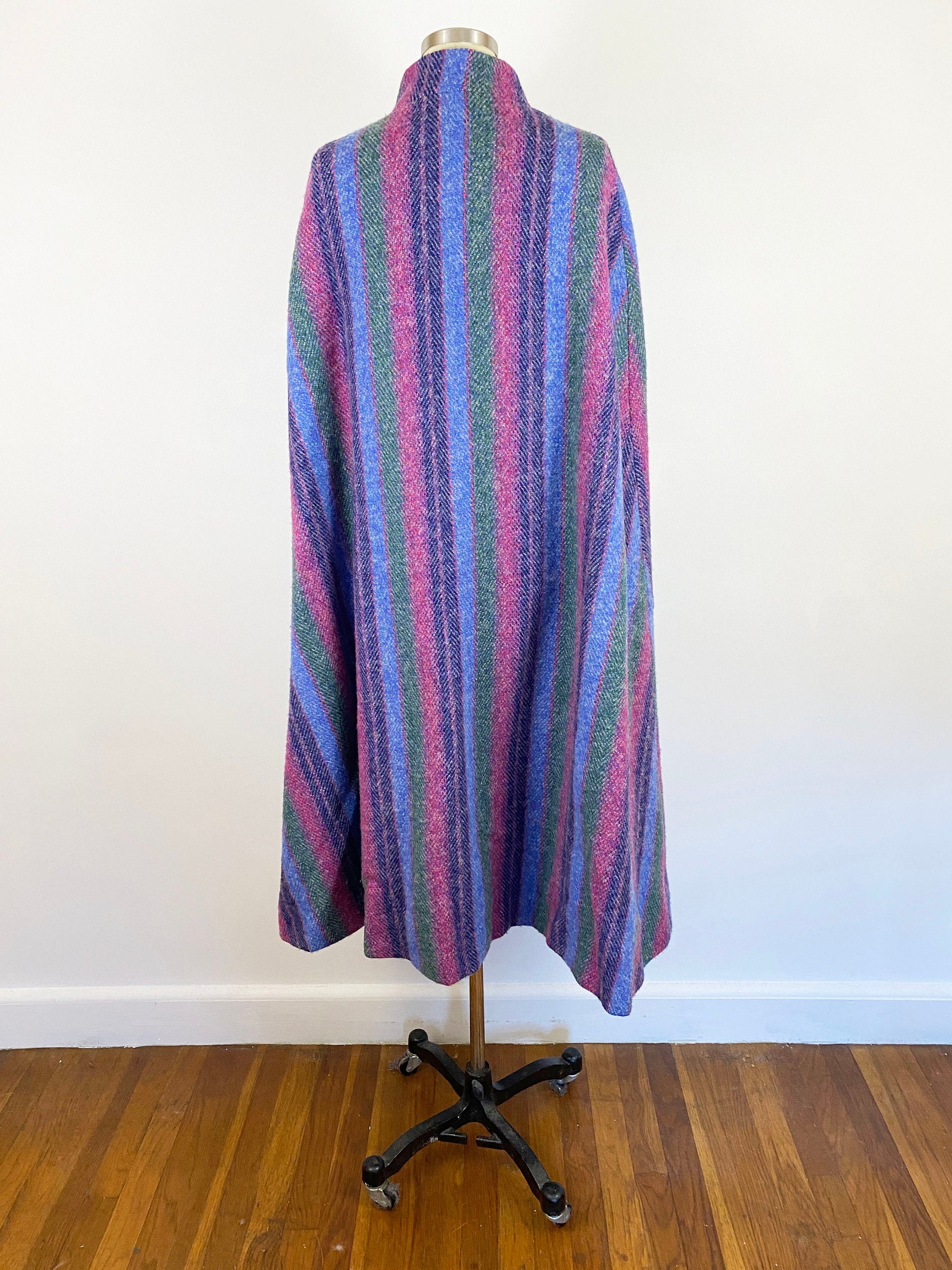 1960-1970's Tweed Striped Wool Cape Jimmy Hourihan of Dublin Cape Ponc –  Birds and Skylines Vintage