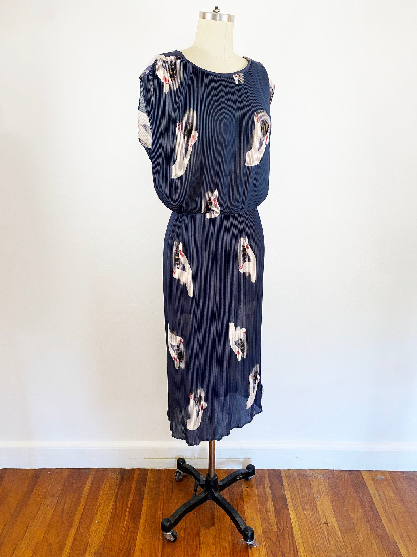 1970s Nicole Miller Micro Pleated Plisse Novelty Print Dress Navy Hand Holding Fish Scoop Back Unique Limited Edition / P.J. Walsh / Size Medium