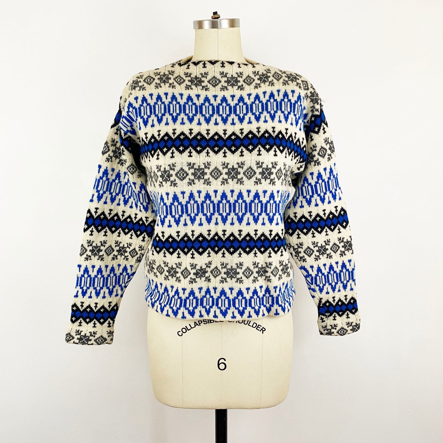 1960s Scandinavian Nordic Wool Knit Sweater Boat Neck Mid Century Snowflake Retro Ski Jumper Vintage White Blue Black / Size Small/Medium