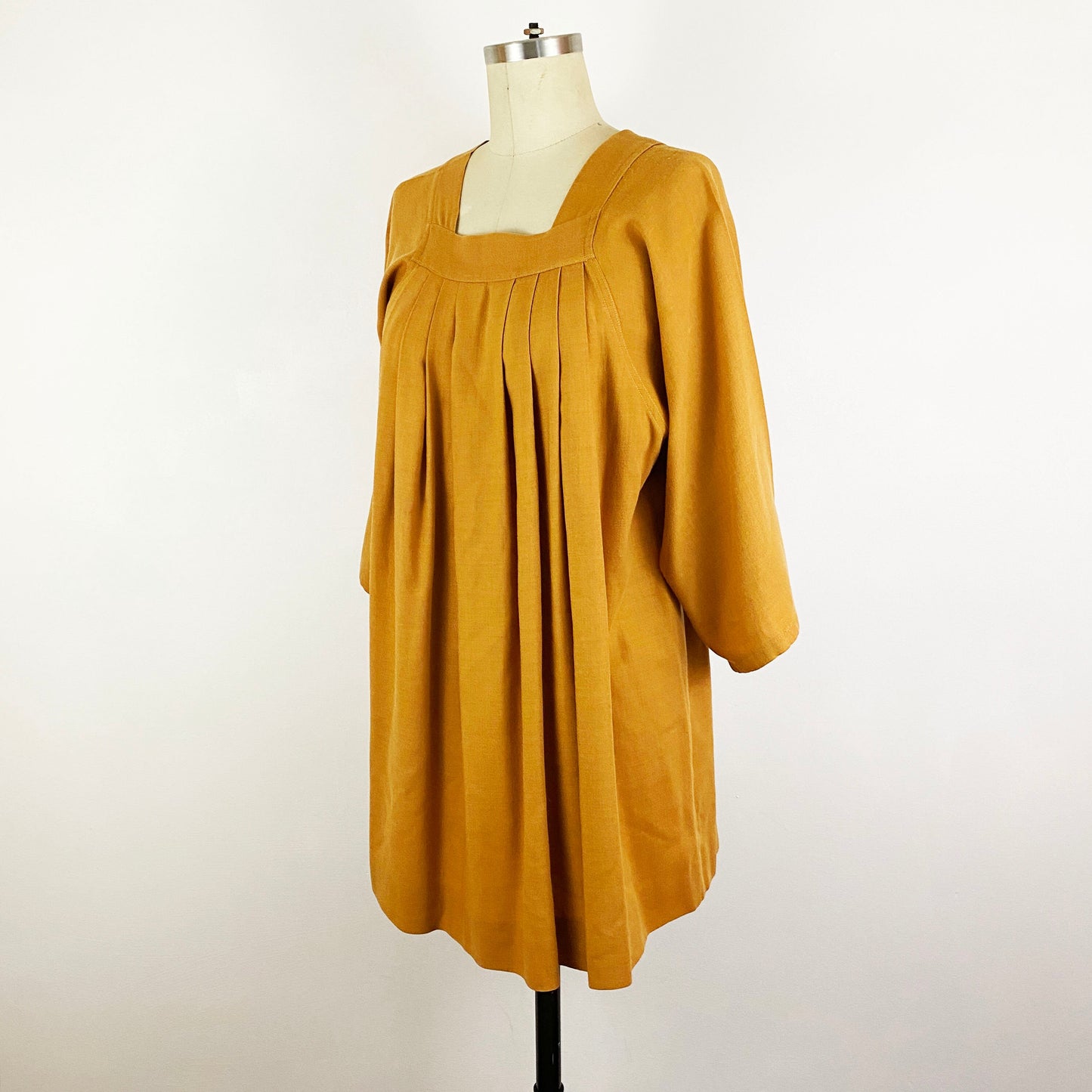 1970s Smocked Pleated Mini Dress Goldenrod Mustard Cotton Tunic 70s Boho Hippie Autumn Minimalist Kaftan / Ellen Lockwood / Size Medium