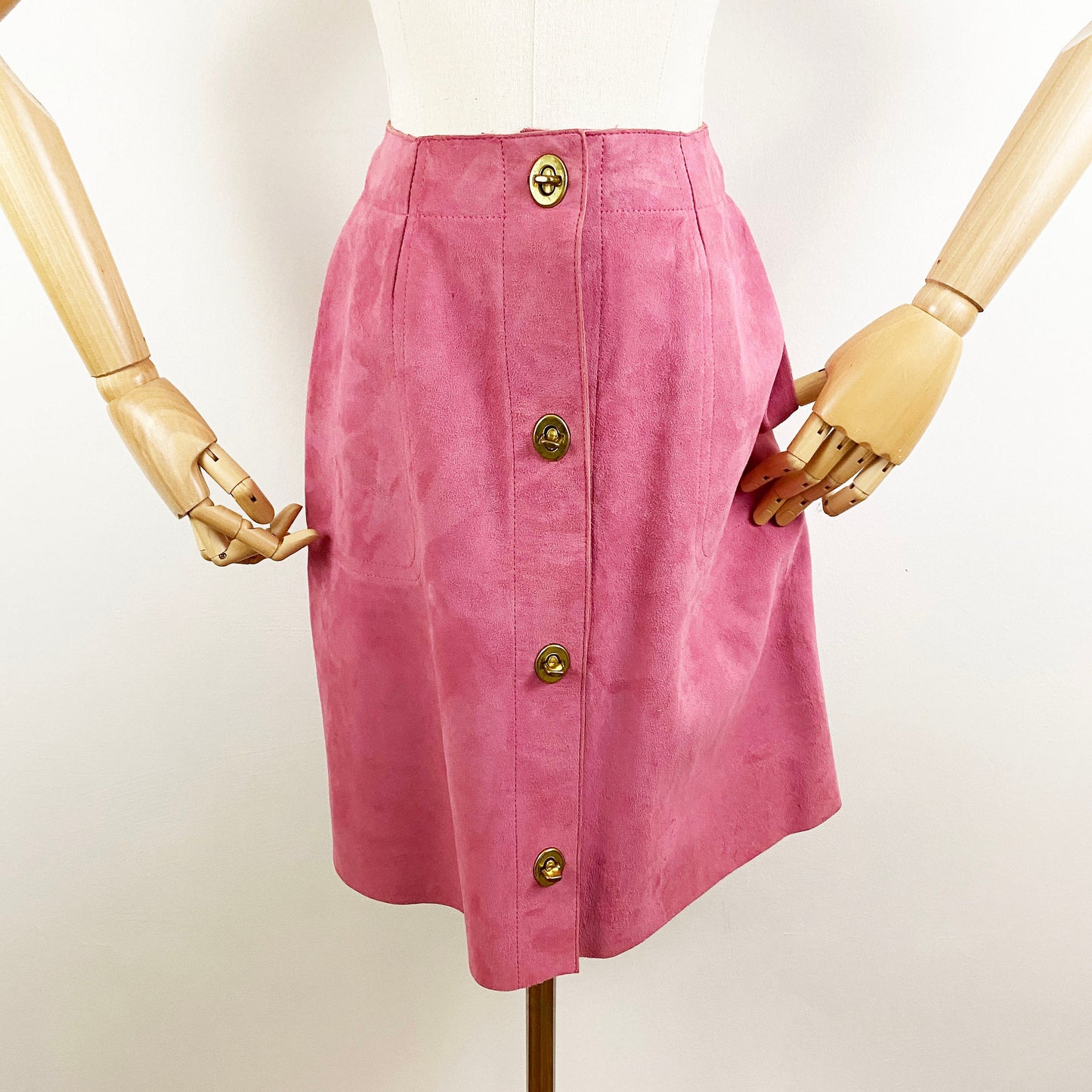 1960s Bonnie Cashin Sills Pink Rose Suede Leather Jacket and A-line Skirt Set Turn Lock Mod Minimalist Coach Designer Rare / Size Small