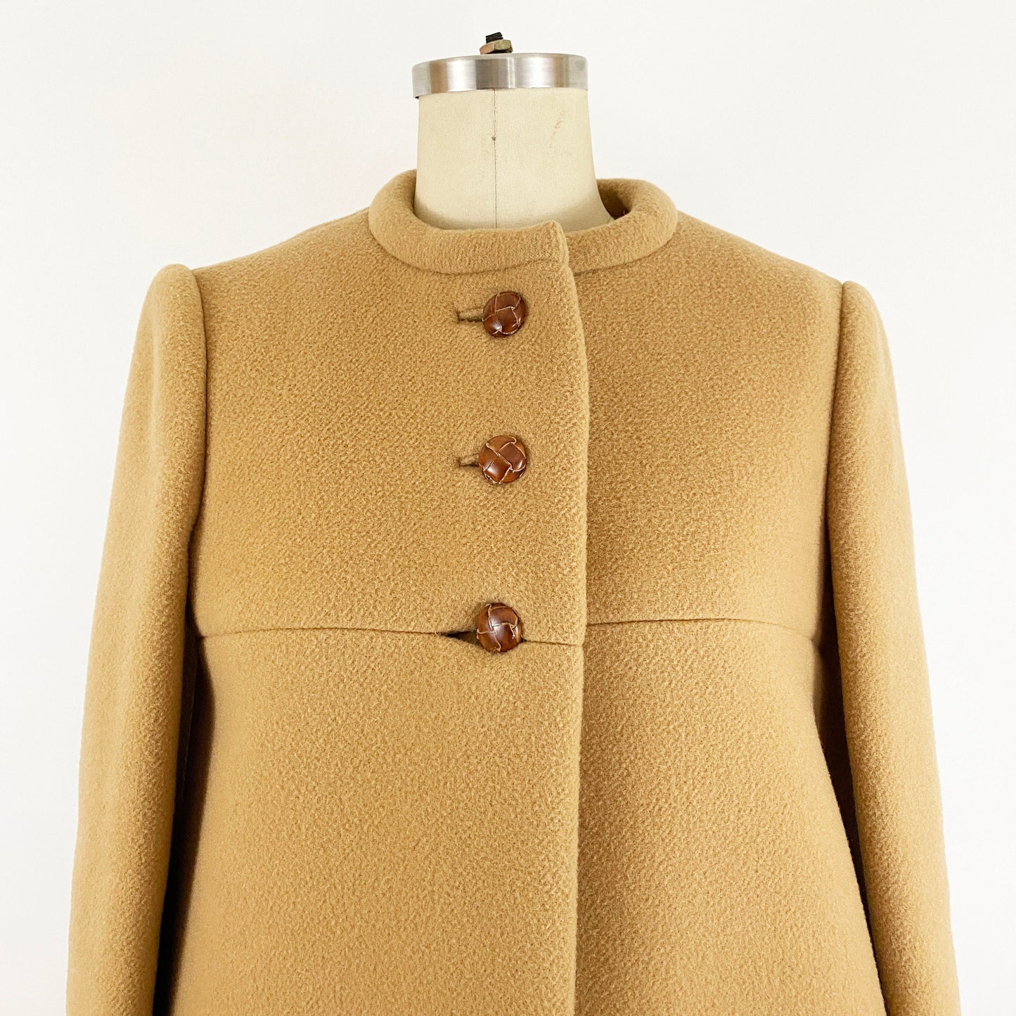 1960s Camel Wool A-line Coat / Tiffeau and Busch/Mod Swing Coat Minimalist 1960s Car Coat Twiggy Sophisticated Winter Coat / Size Small 6