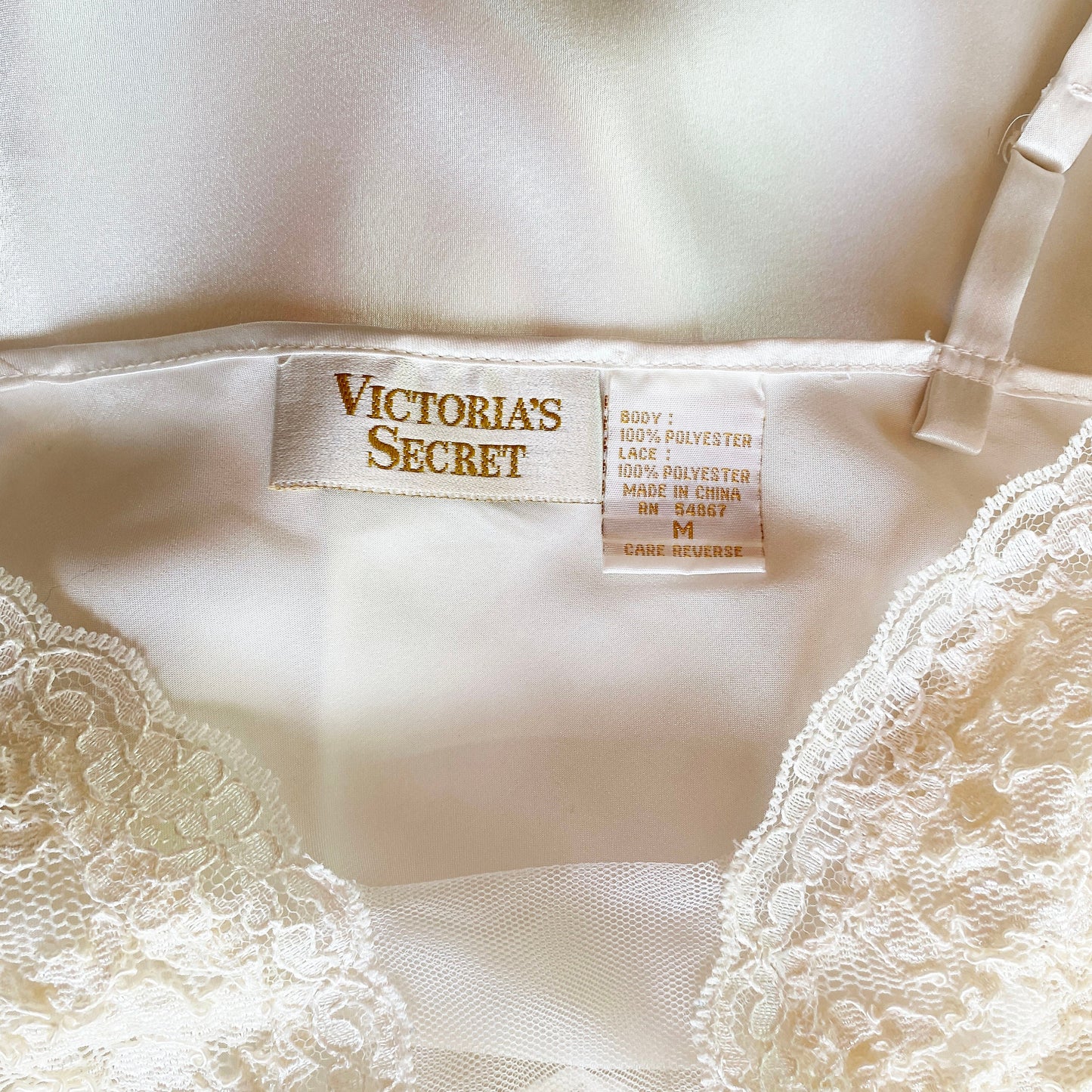 Size 38C/36D - Vintage Victoria's Secret Gold Label 1980s Lace